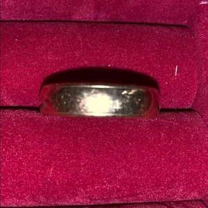 Gold wedding band